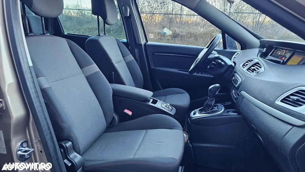 Renault Scenic - 22