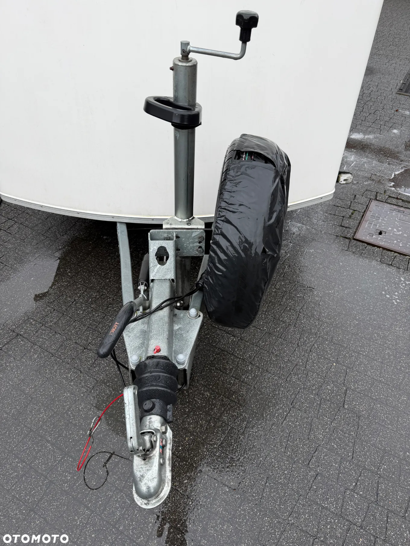 Debon Cheval Liberte Fourgon C300 - 12