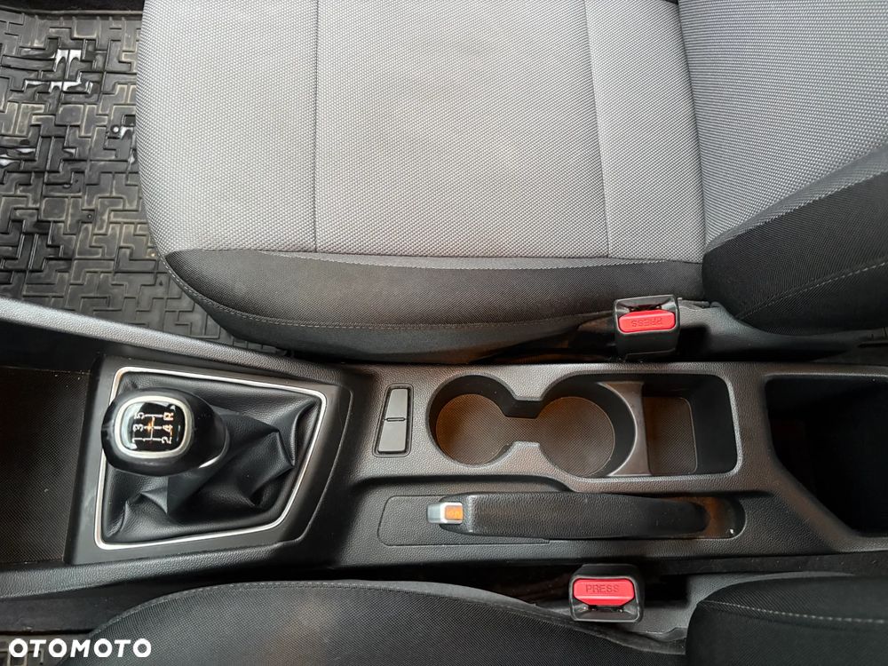 Hyundai i20 - 18