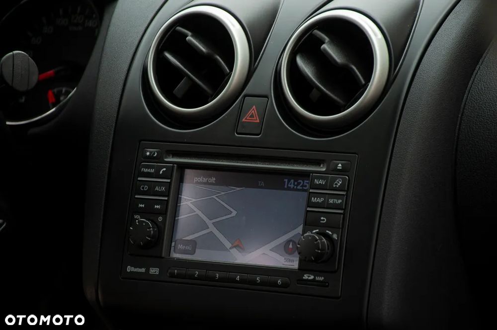 Nissan Qashqai - 23
