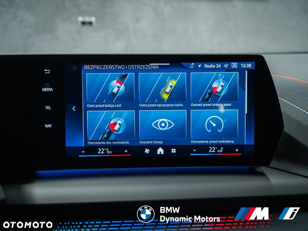BMW Seria 2 220 - 32