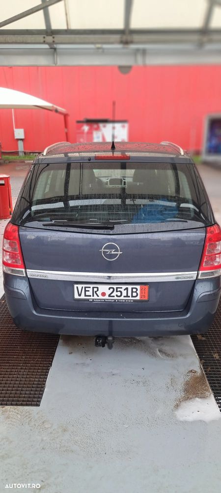Opel Zafira - 15
