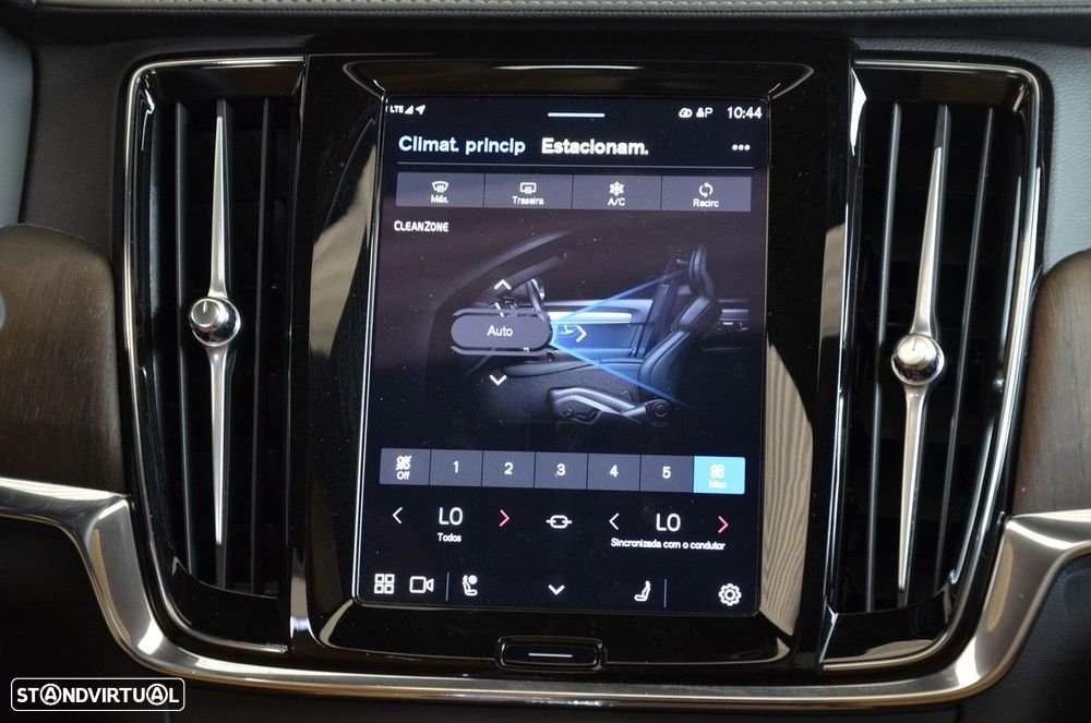 Volvo S90 2.0 T8 PHEV Plus Dark AWD - 28