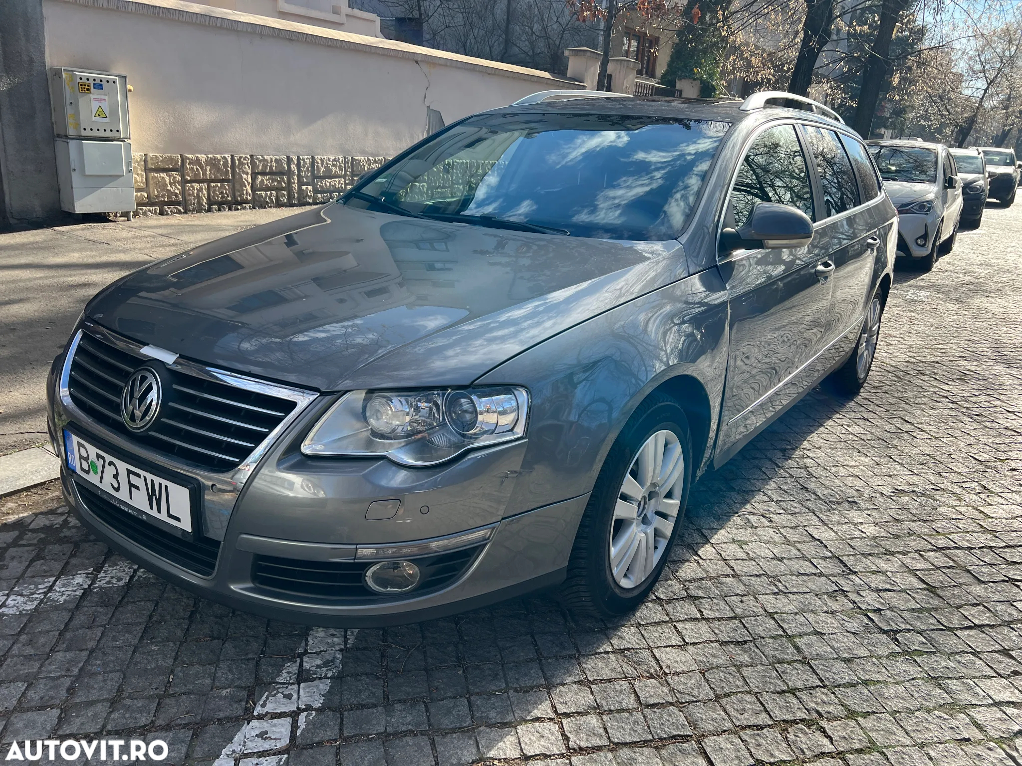 Volkswagen Passat - 2
