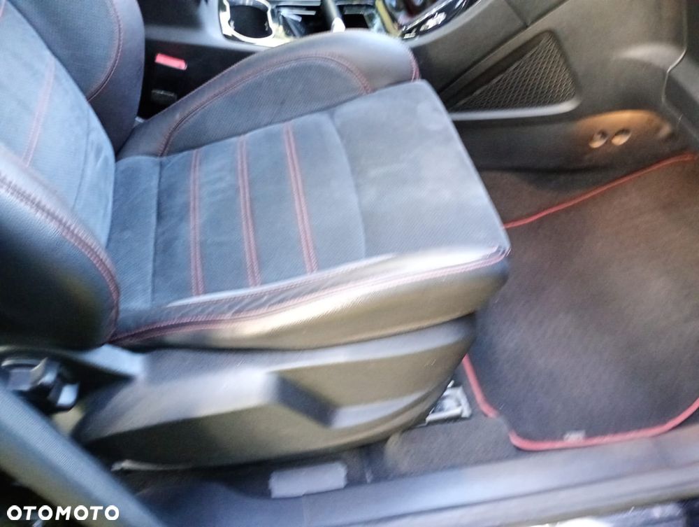 Ford S-Max - 20