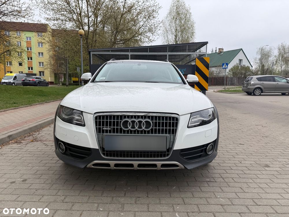Audi A4 Allroad - 1