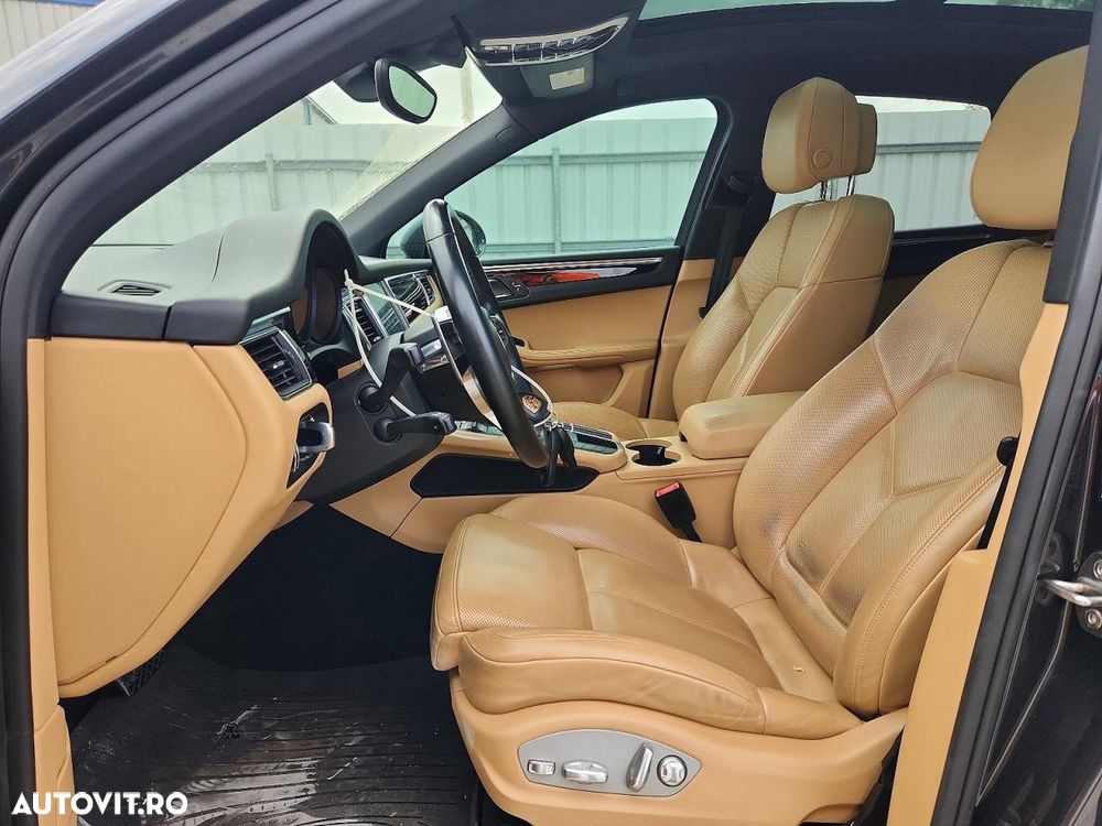 Porsche Macan - 8