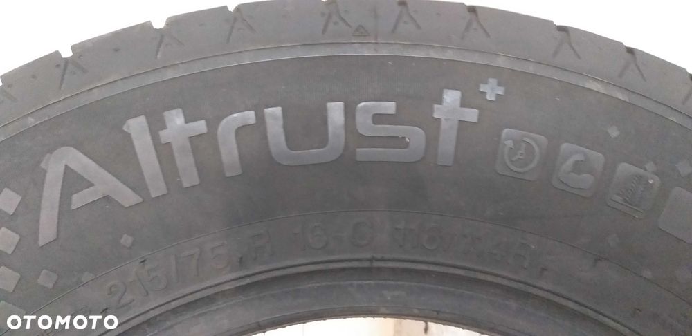 Szt2440M Sztuka 215/75R16C Apollo Altrust dot.4820 - 6