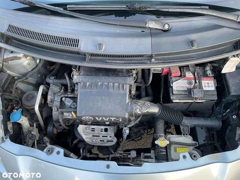 Toyota Yaris 1.3 Luna - 23