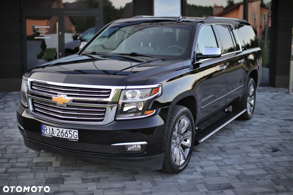 Chevrolet Suburban - 6