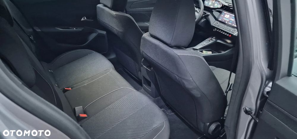 Peugeot 308 1.6 Hybrid PHEV Active Pack EAT8 - 12