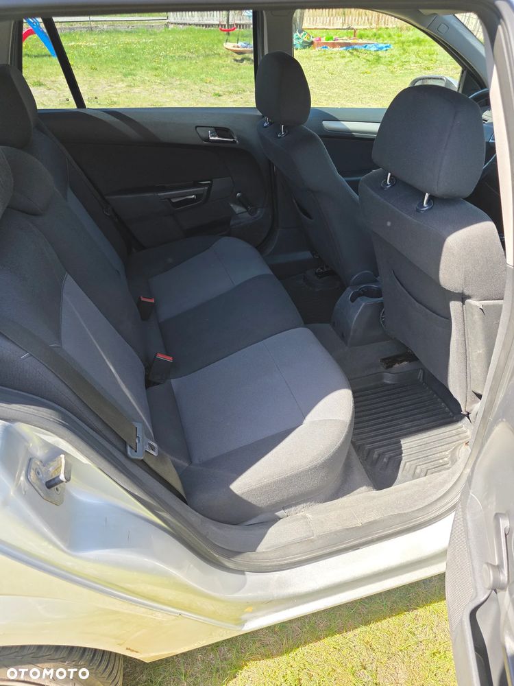Opel Astra 1.6 - 15