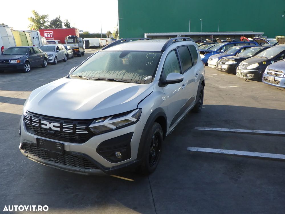 Dezmembrez Dacia Jogger 1.0 TCE ,AN 2023 , Benzina - 1