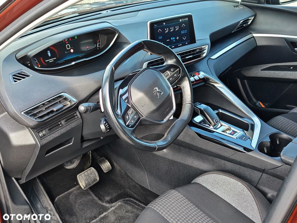 Peugeot 3008 1.2 PureTech Active S&S EAT6 - 15