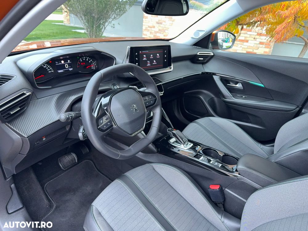 Peugeot 2008 - 9