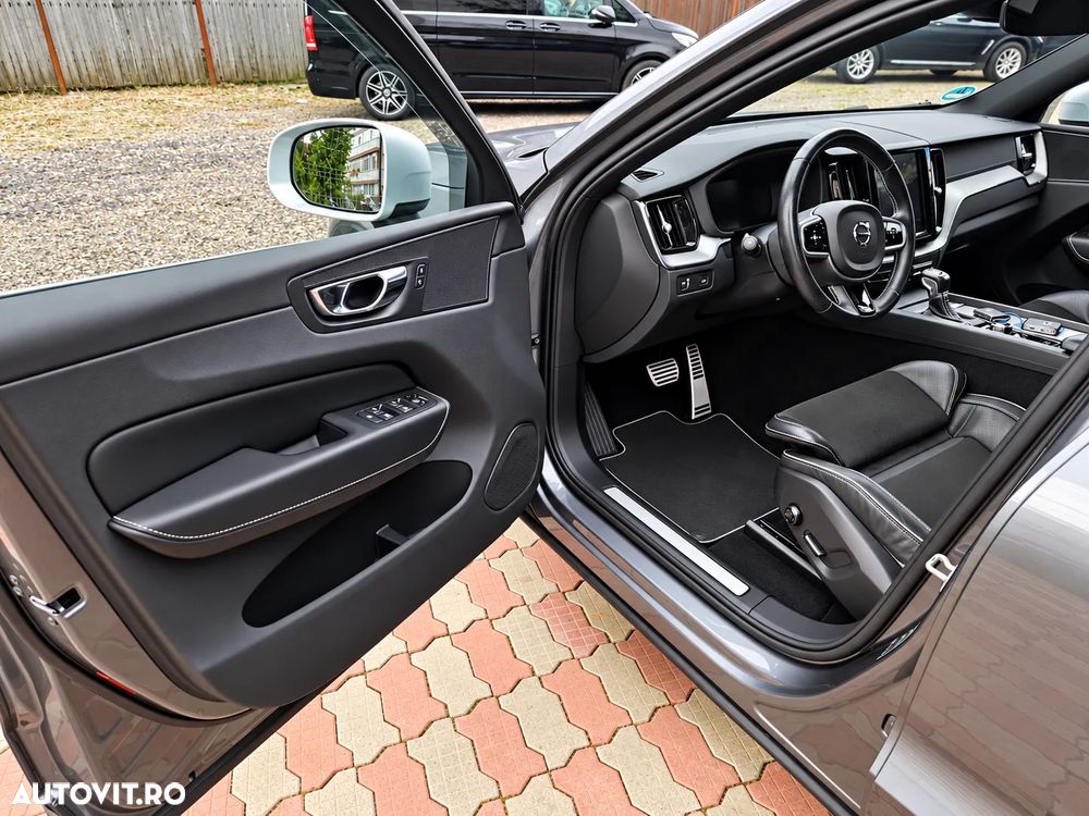 Volvo XC 60 D4 Geartronic RDesign - 11