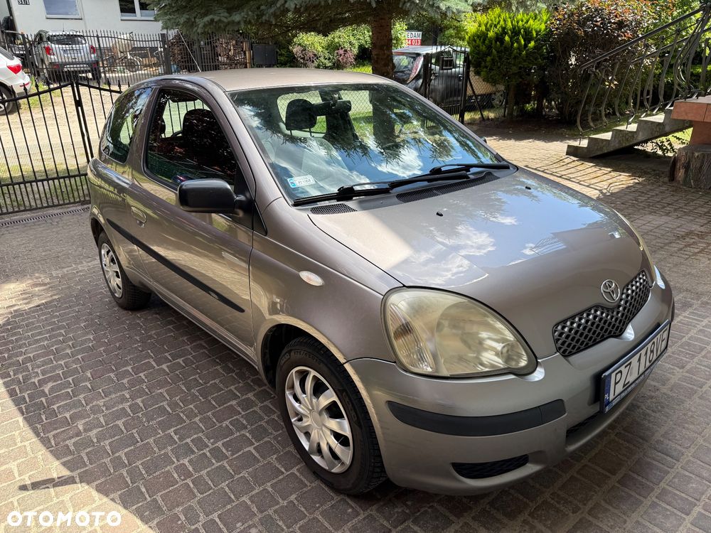 Toyota Yaris - 2