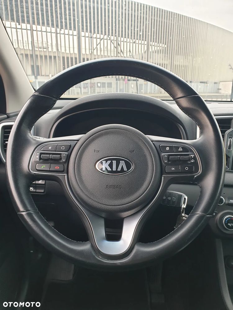 Kia Sportage 1.6 GDI 2WD Dream-Team Edition - 6
