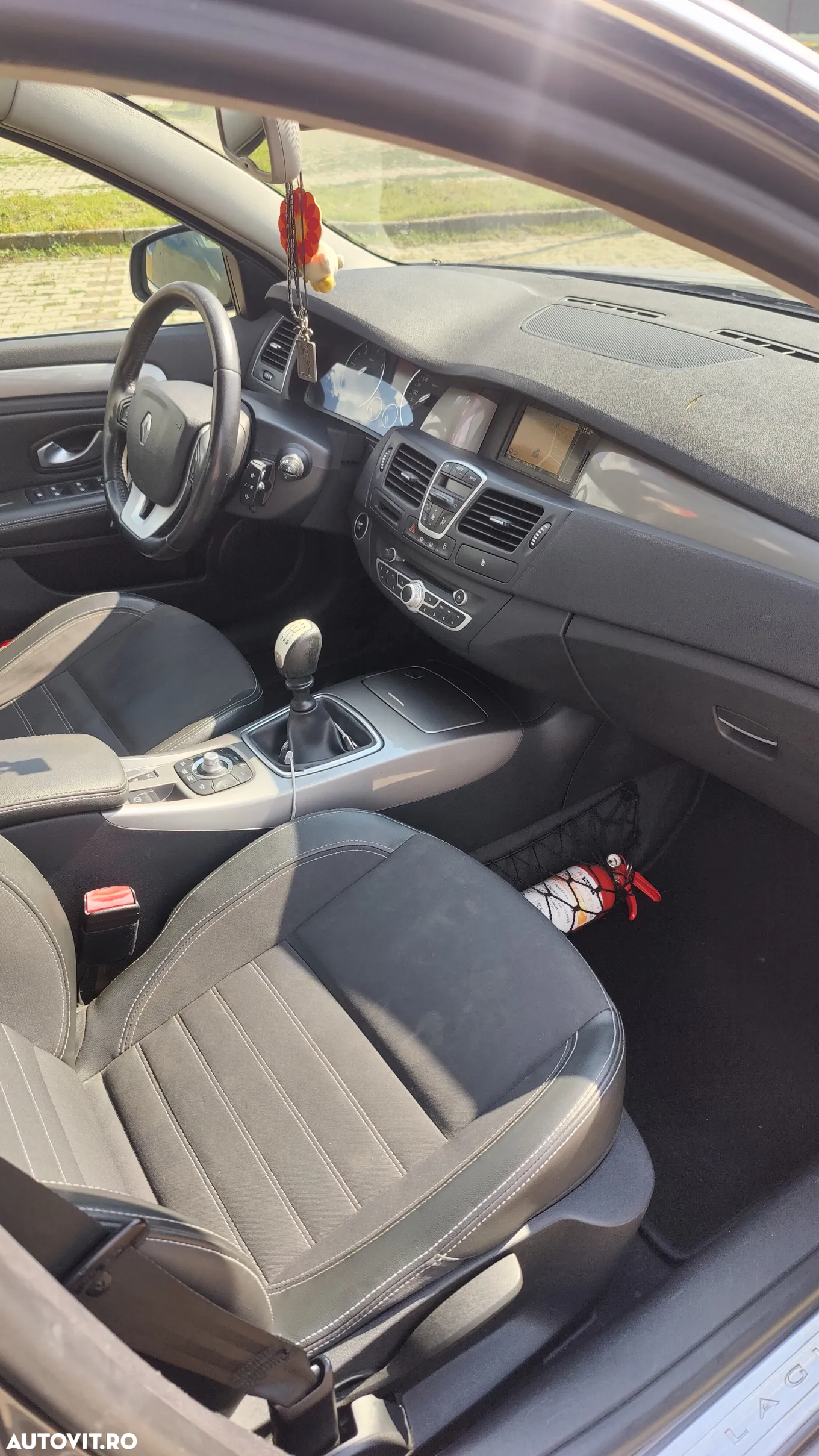 Renault Laguna dCi 110 FAP Dynamique - 9