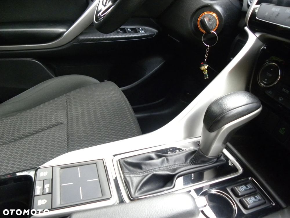 Mitsubishi Eclipse Cross 1.5 T-MIVEC CVT 4WD Spirit+ - 23