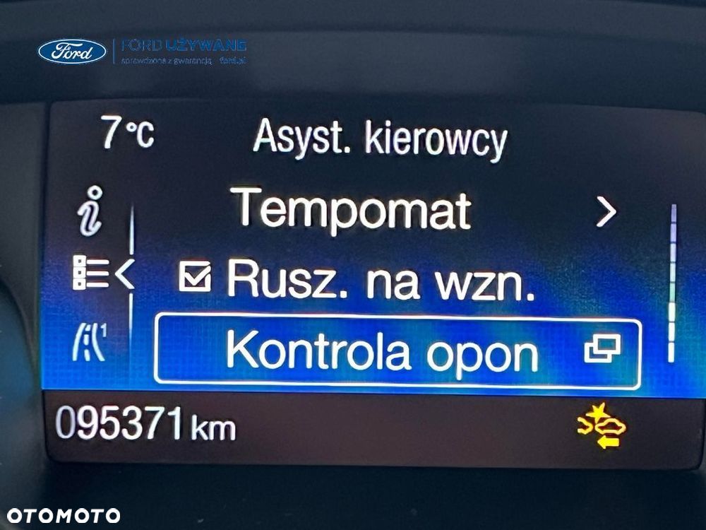 Ford Grand C-MAX - 26