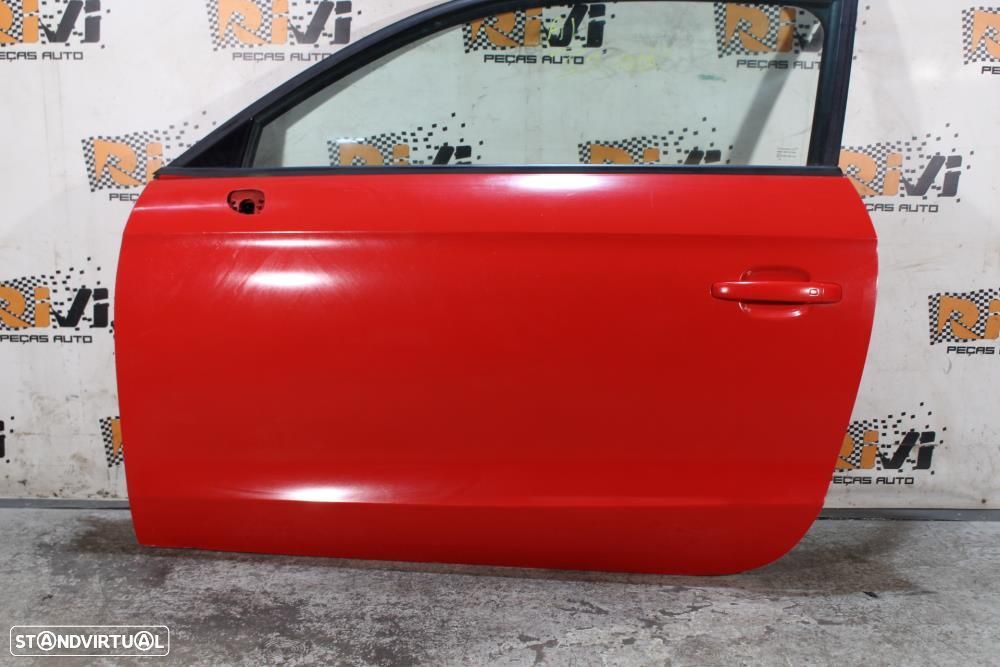 Porta Esquerda Audi A1 8X de 3 Portas - 1
