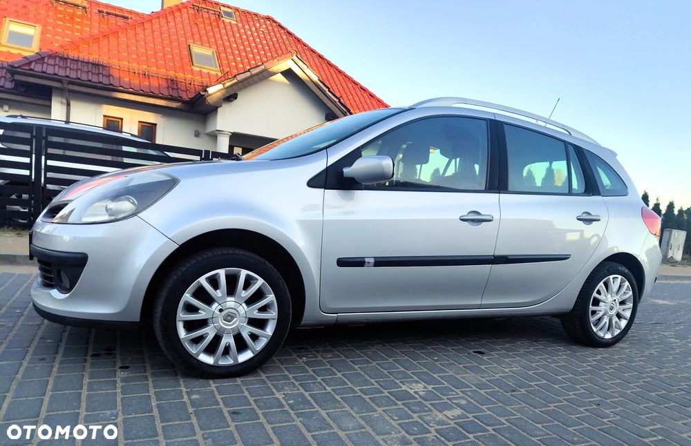 Renault Clio 1.2 TCE Authentique - 1