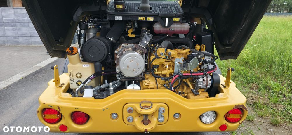 Caterpillar 907M /  Cat 906, 907, 908 - 11