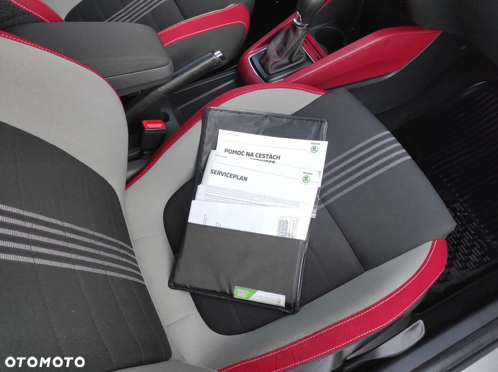 Skoda Fabia 1.2 TSI Monte Carlo DSG - 14