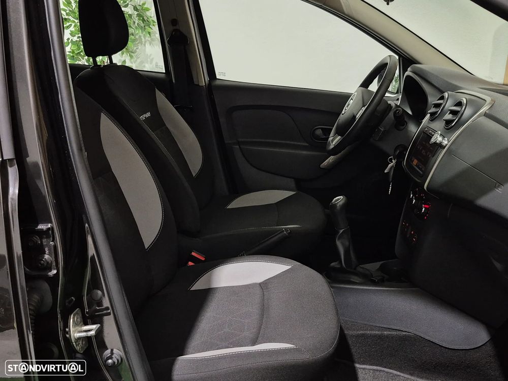 Dacia Sandero 0.9 TCe Stepway - 25