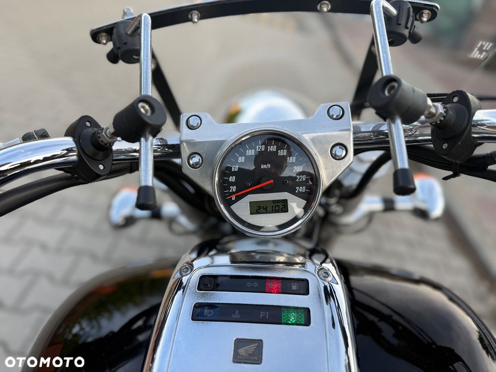 Honda VTX - 25