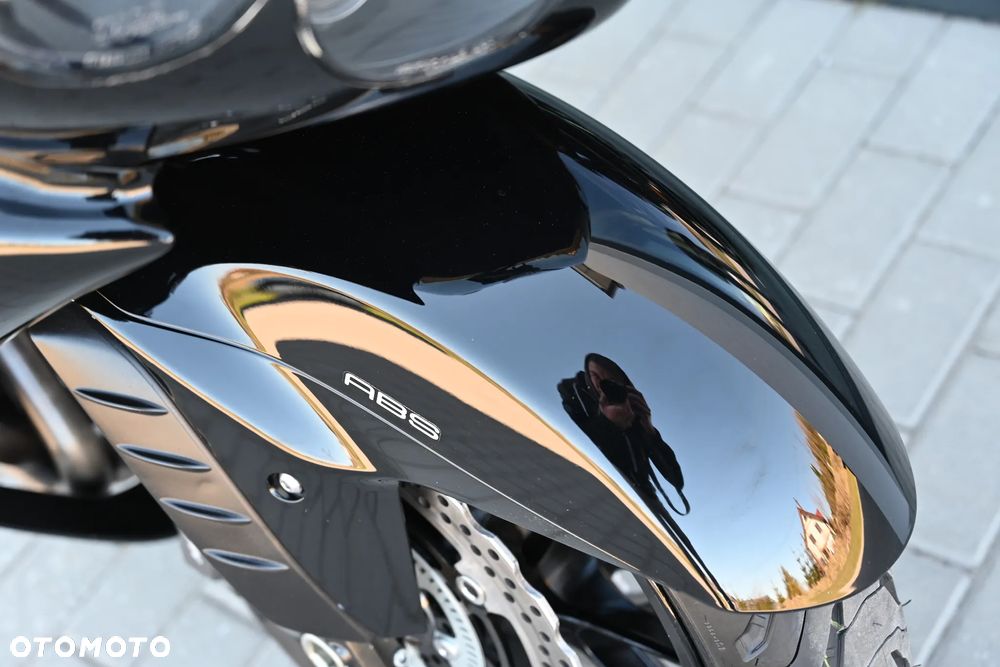 Kawasaki ZZR - 25