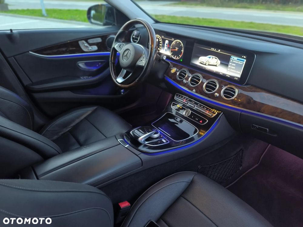 Mercedes-Benz Klasa E 350 d 9G-TRONIC - 21