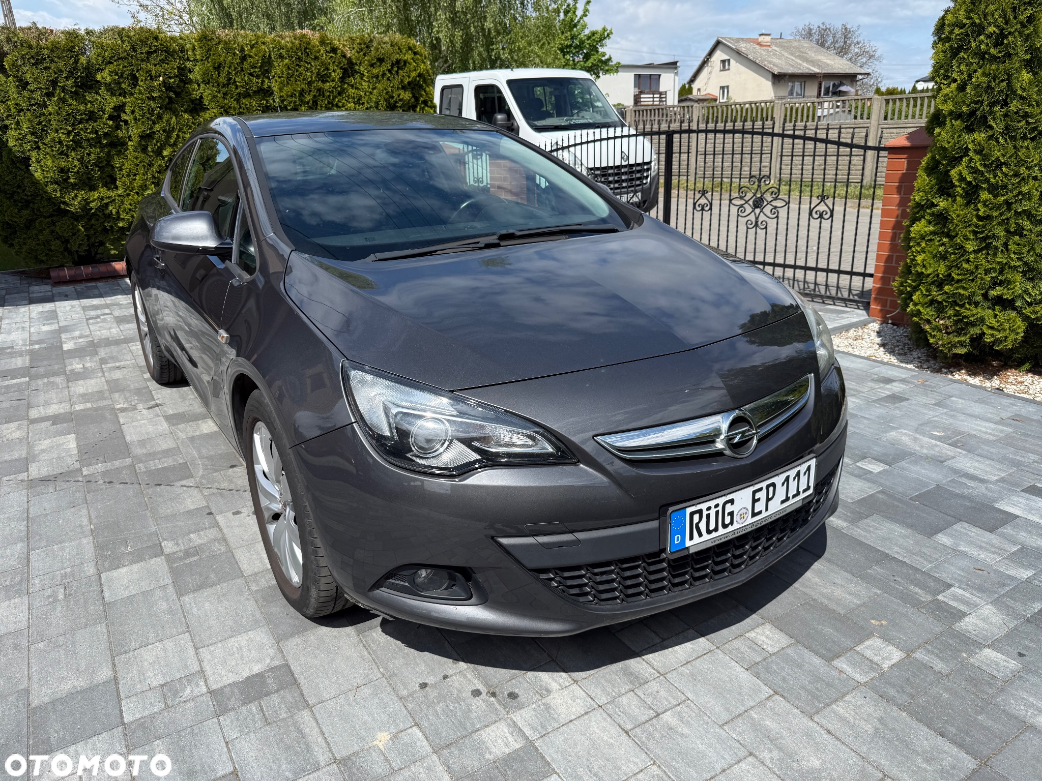 Opel Astra GTC 1.4 Turbo - 4