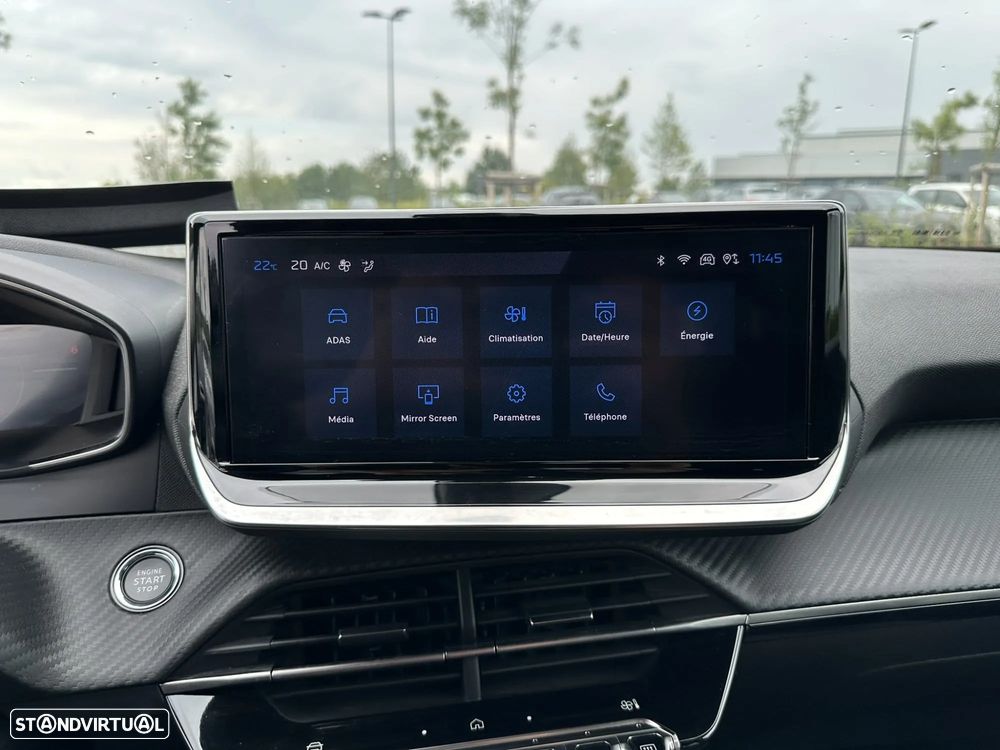 Peugeot e-2008 Allure - 11