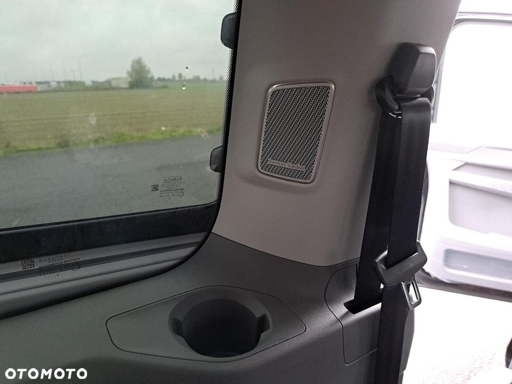 Volkswagen Nowa Caravelle Style silnik: 2,0 l TDI 170 KM /  8-biegowa automatyczna 4MOTION rozstaw osi: 3500 mm - 31