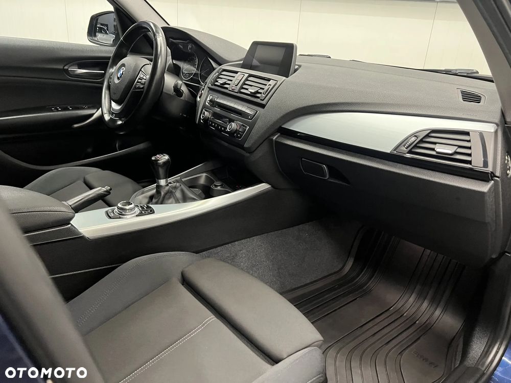 BMW Seria 1 116d Sport Line - 29