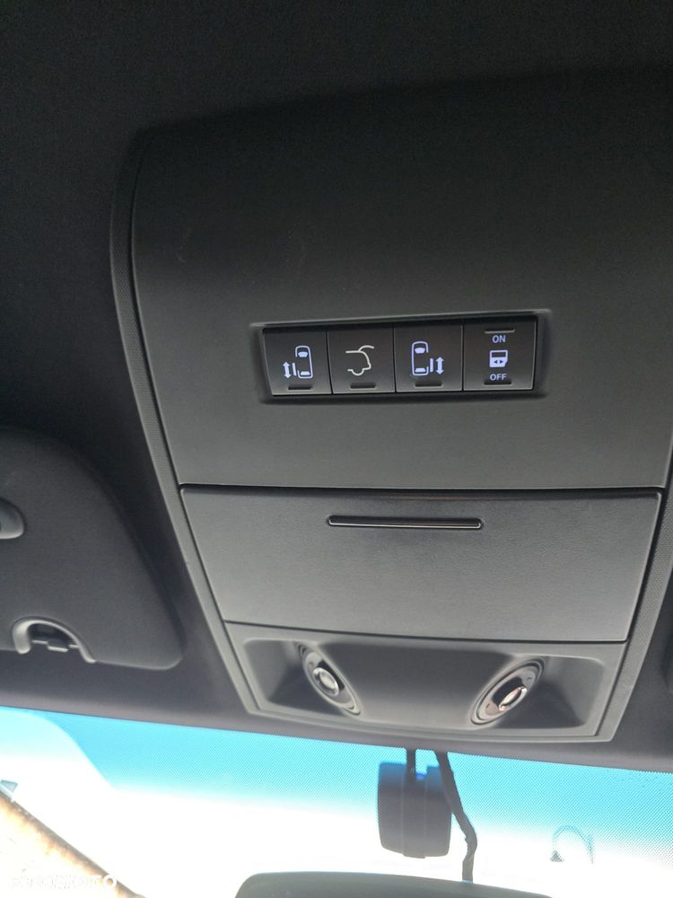 Dodge Grand Caravan - 7