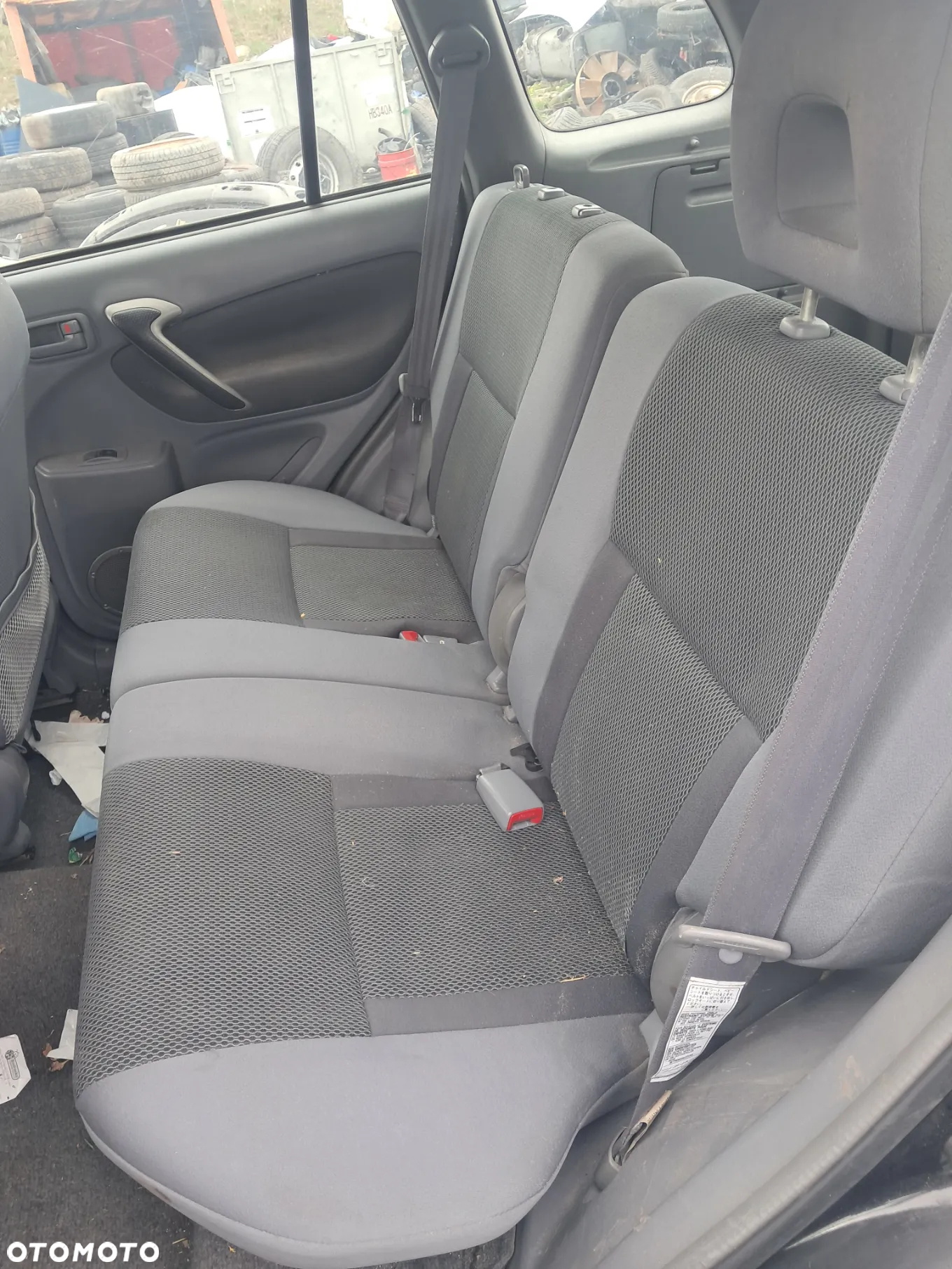 TOYOTA RAV 4 II 2002 2.0 D4D : ICD-FTV KL 202 - 15