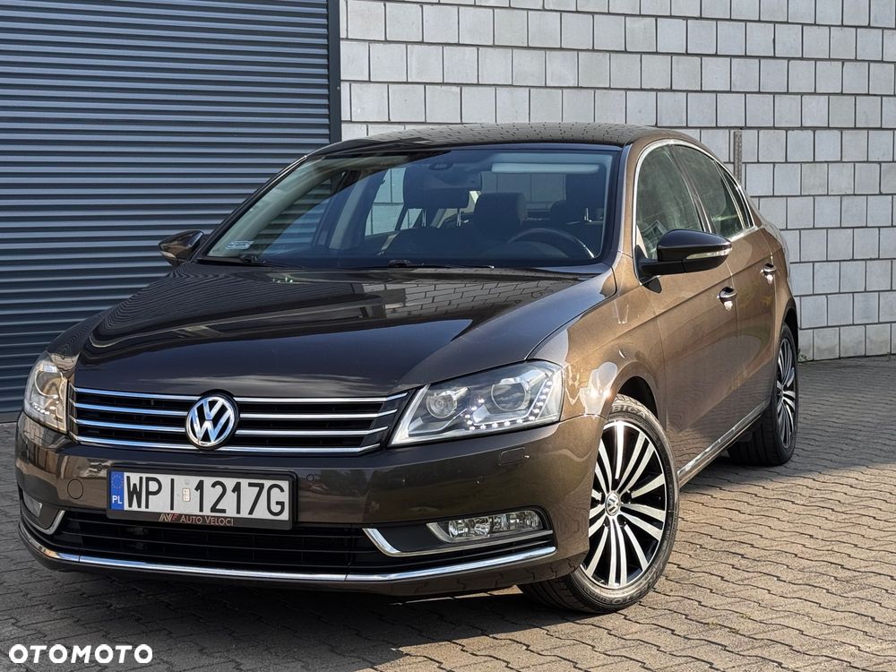 Volkswagen Passat 2.0 TDI Comfortline DSG - 1