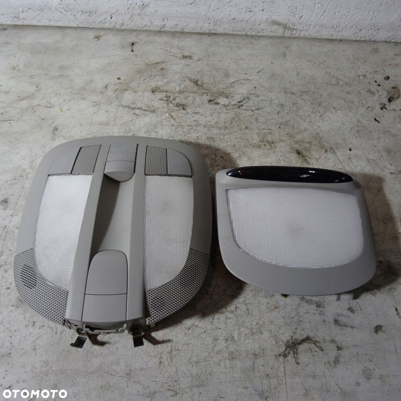MERCEDES ML W164 LAMPKI WNĘTRZA A1648205601 - 1