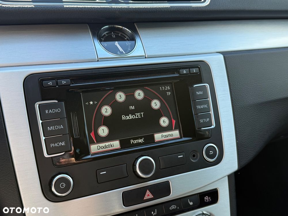 Volkswagen Passat 1.4 TSI Highline - 21