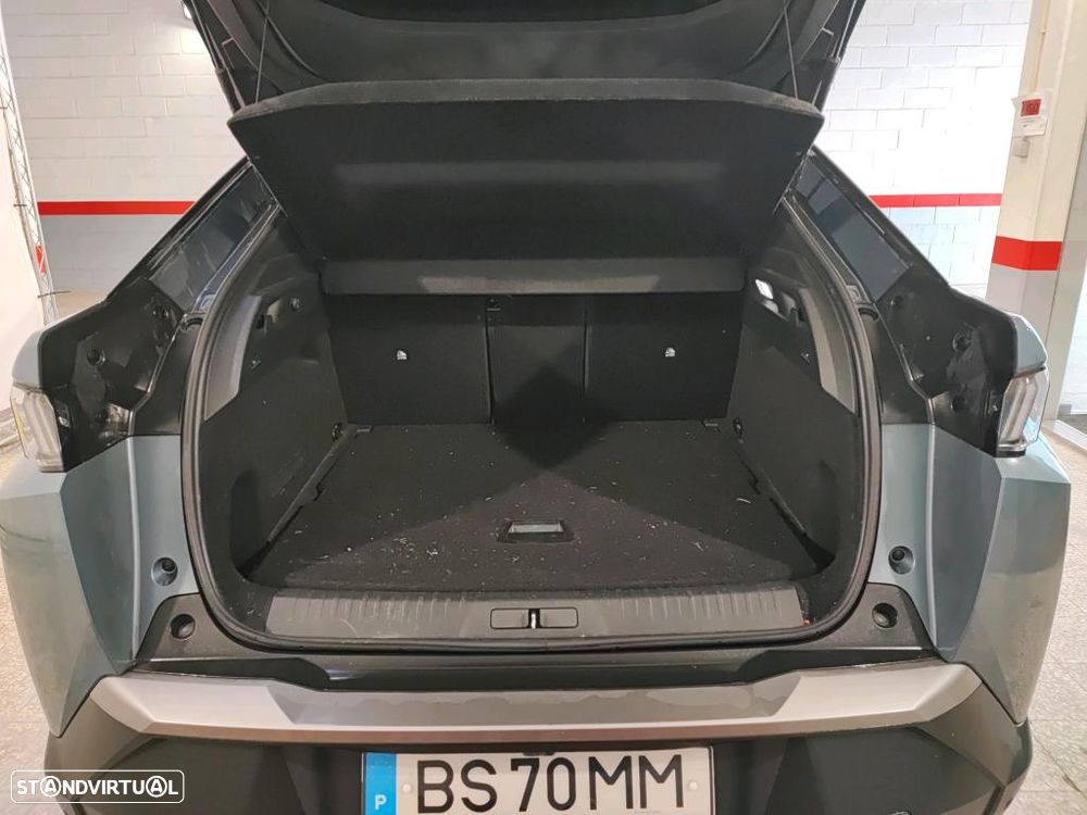 Peugeot E-3008 73 kWh Allure - 12