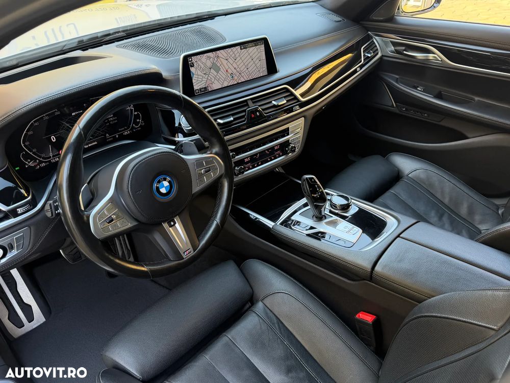 BMW Seria 7 745e - 3