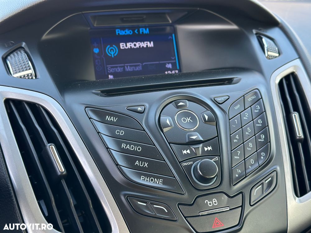 Ford Focus 1.6 TDCi DPF Champions Edition - 15