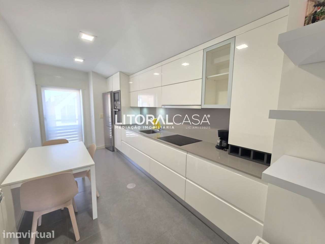 Excelente Apartamento T2 - Costa Nova - Grande imagem: 3/33