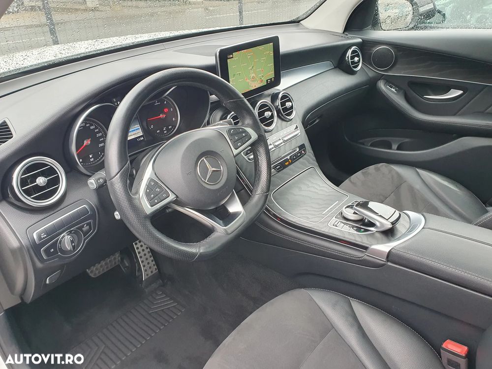 Mercedes-Benz GLC 250 d 4Matic 9G-TRONIC AMG Line - 12