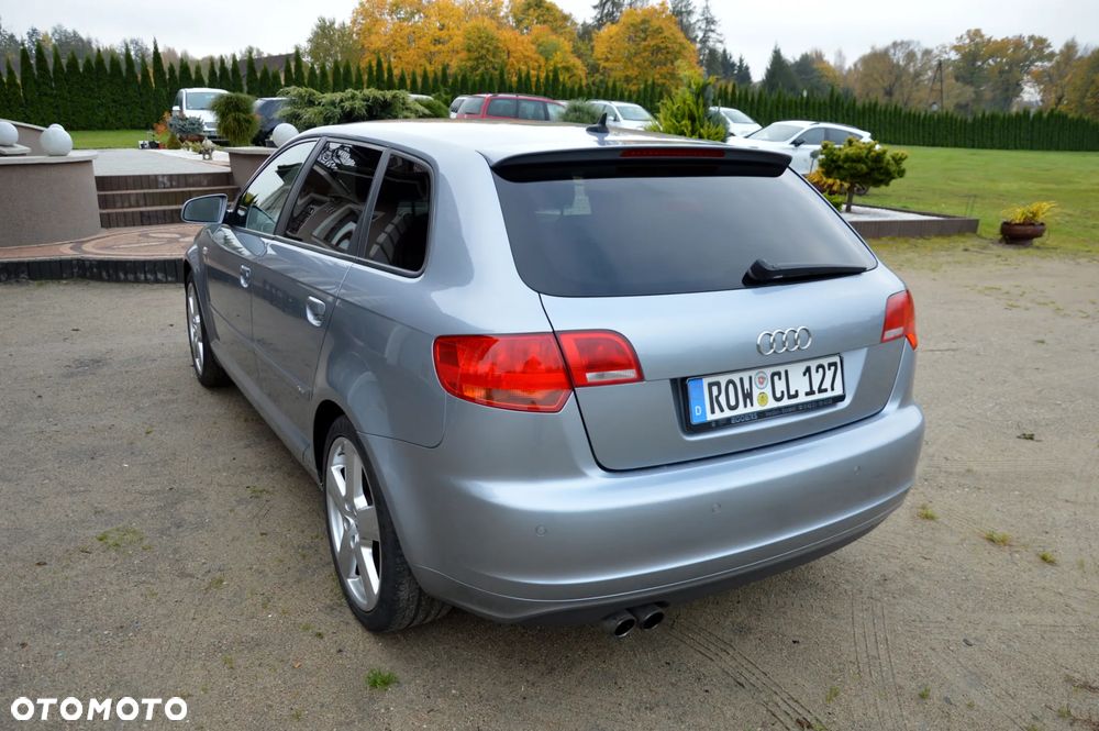 Audi A3 Sportback 2.0 TDI DPF S line Sportpaket plus - 8