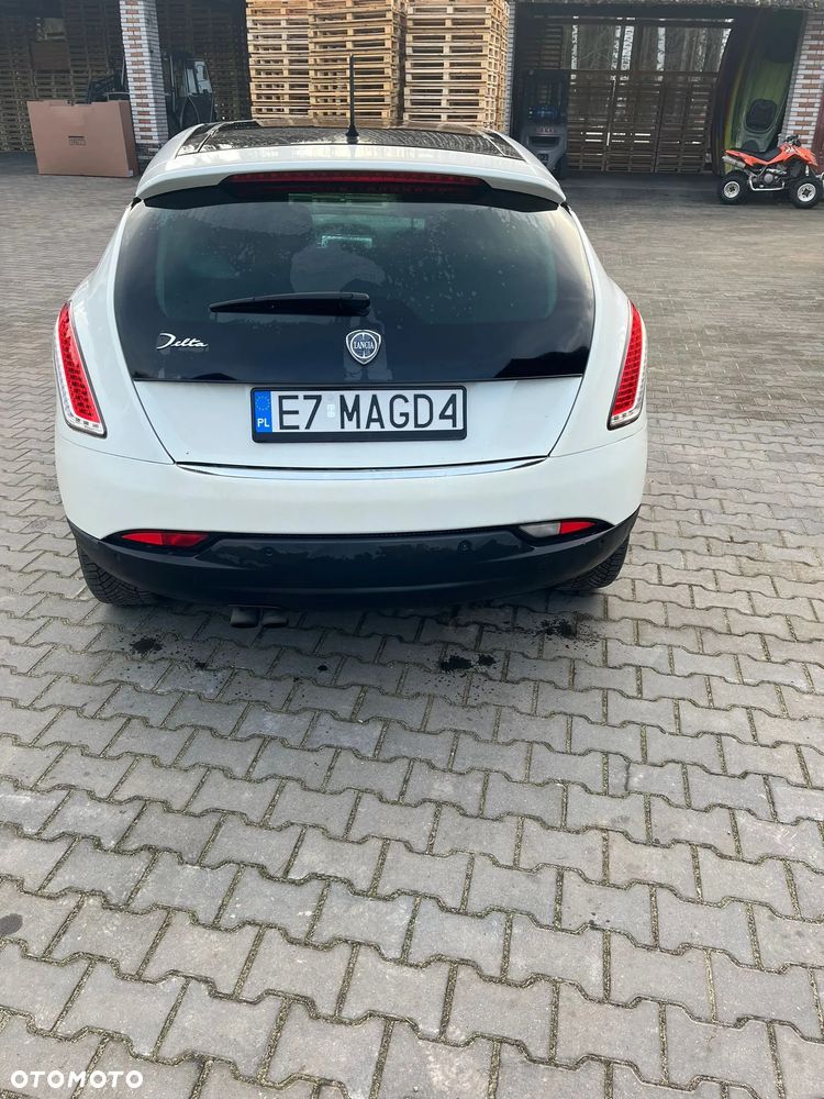 Lancia Delta 1.8 T-Jet Platino Sportronic - 4