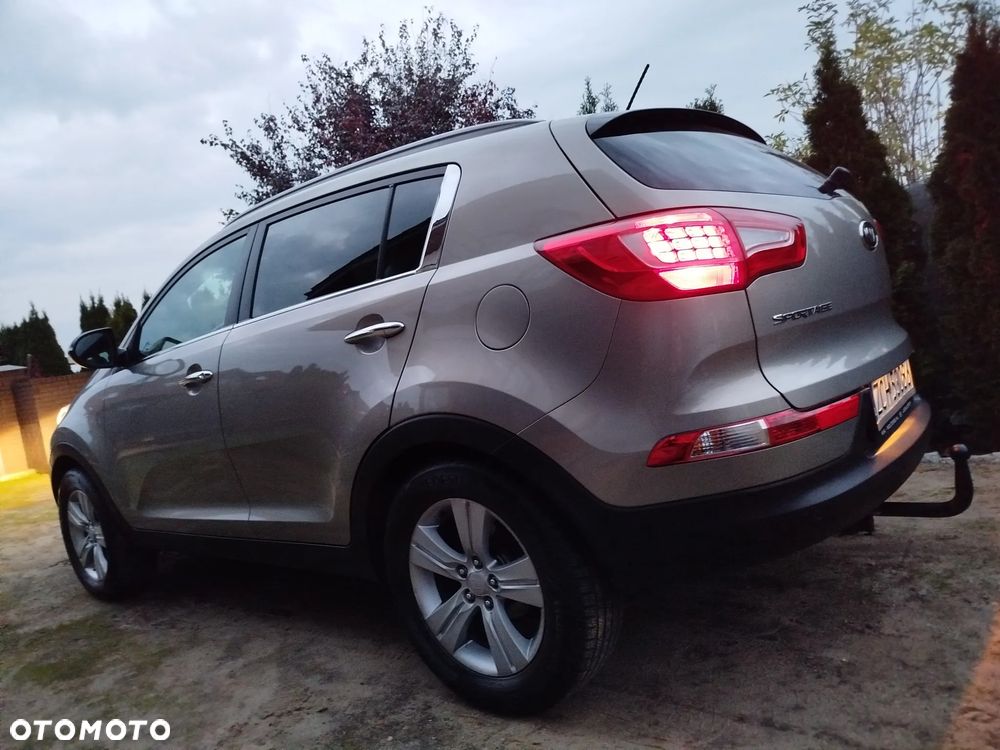 Kia Sportage 2.0 S 2WD - 24